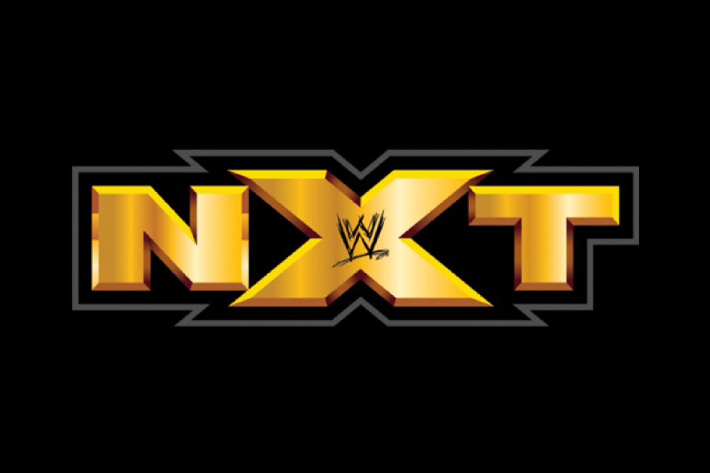 نجوم NXT يحتفلون قبل قرعة تبادل النجوم