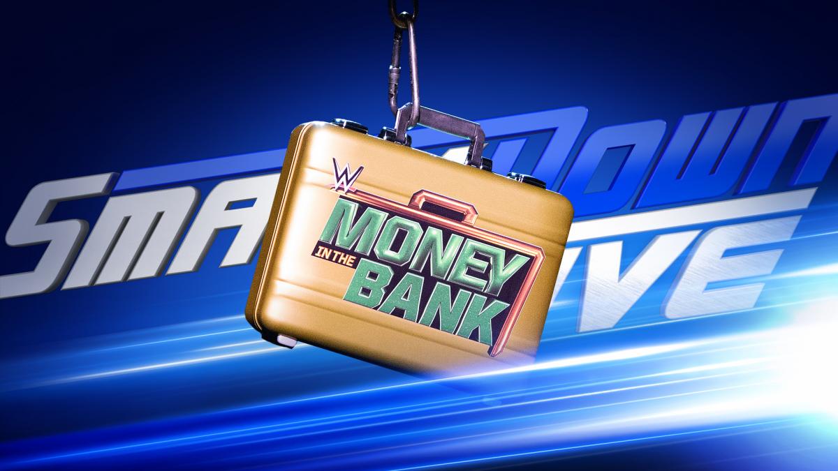 سماك داون يحتفل بمهراجا WWE