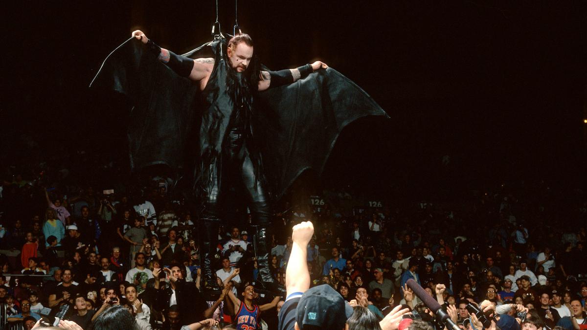 من الذاكرة : أندرتيكر فى أقوى ظهور له