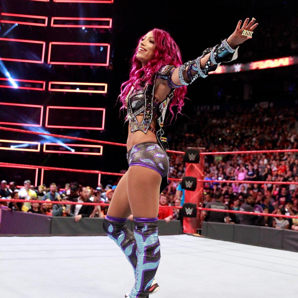 المصارعة "ساشا بانكس" تتحول إلى " زومبى "