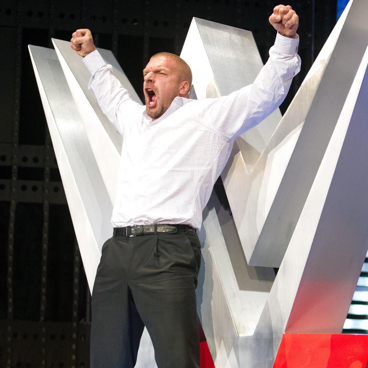 "تريبل إتش" يصارع من جديد