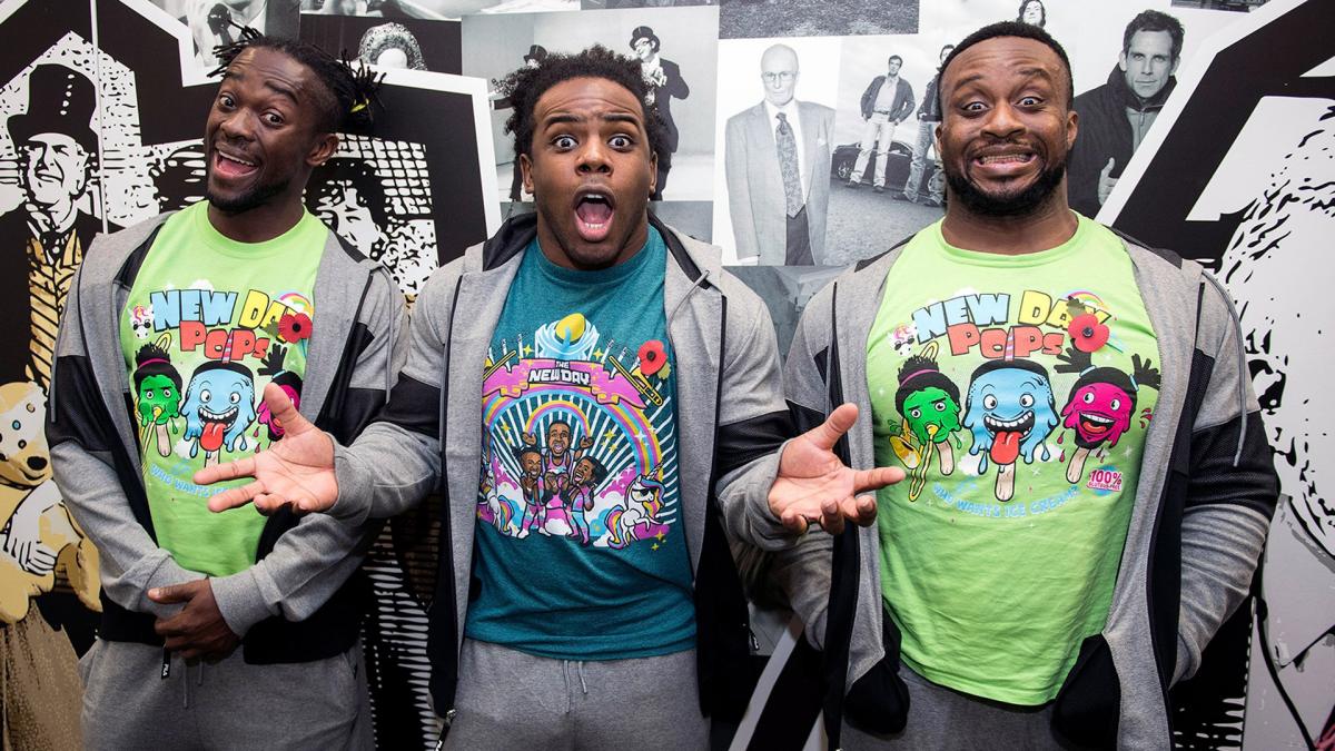 فريق " ذا نيو داى " ينتقل من عرض "سماك داون " إلى عرض " الرو "