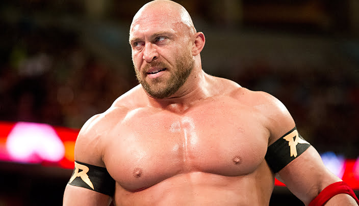 المصارع " ريباك " يعود إلى حلبات المصارعة مرة أخرى