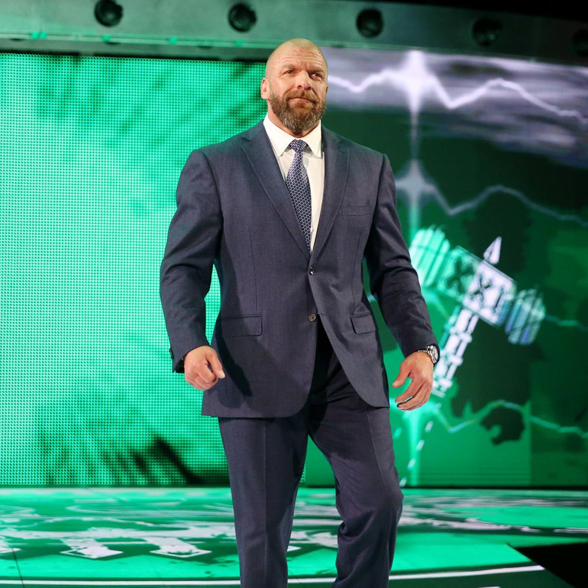 شاهد ماذا حدث بعد مباراة " تريبل إتش " و " جيندر ماهال " فى مدينة " نيو دلهى "