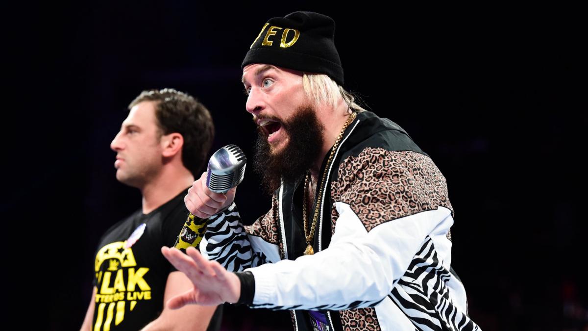 لذلك السبب قام إتحاد WWE فوراً بفصل "إنزو أمورى "