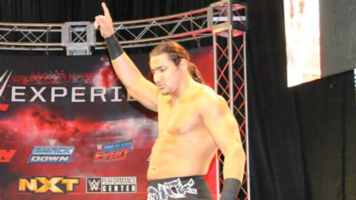 نتائج عرض WWE لايف الاخير 1-8-2020 كامل