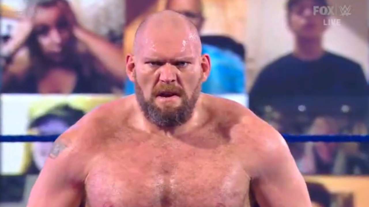 حصريا اول ظهور للوحش لارس سوليفان بعد مغادرته لـ WWE
