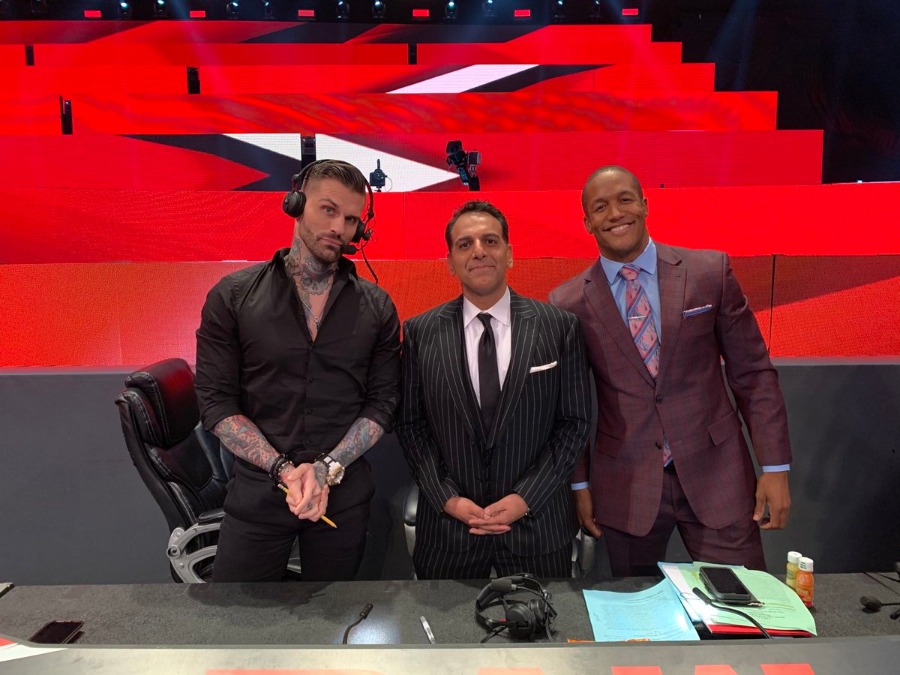 مذيع WWE يكشف ما حدث من فينس مكمان عند مقابلته الاولى