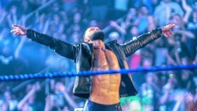 الاعلان توقف أفضل نجوم WWE عن العمل