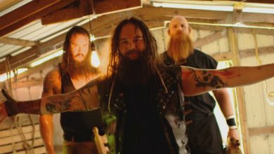 عودة فريق وايت بعيد عن اتحاد WWE