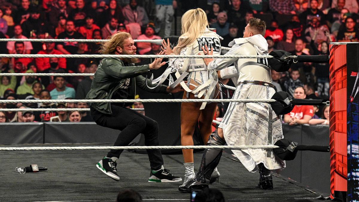 احتفال كبير ومواجهات نارية فى عرض الرو الاخير