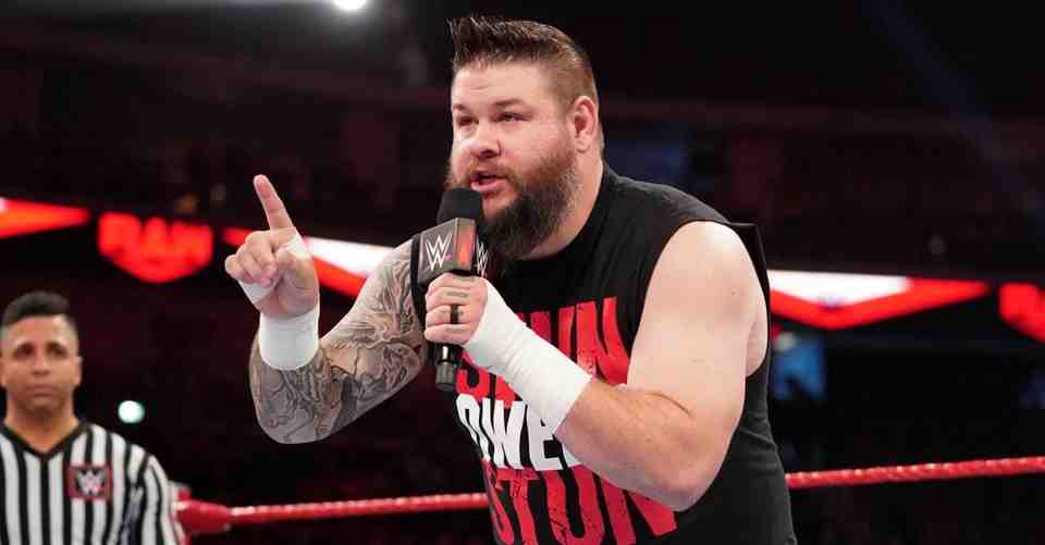 تصريحات كيفين اوينز عن تحكم WWE فى حسابات المصارعين