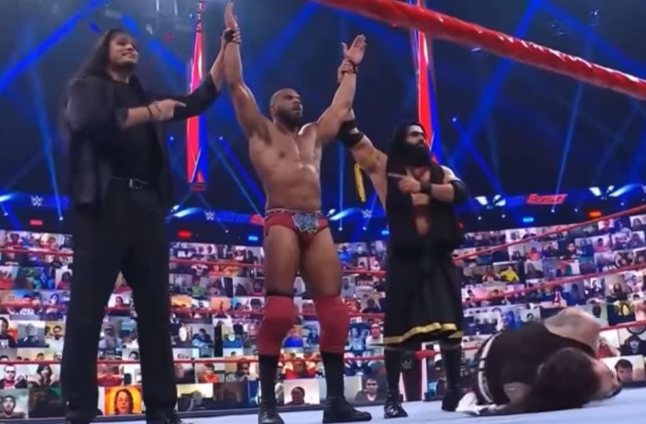 نتائج عرض WWE مين ايفنيت الاخير 26-12-2021 كامل