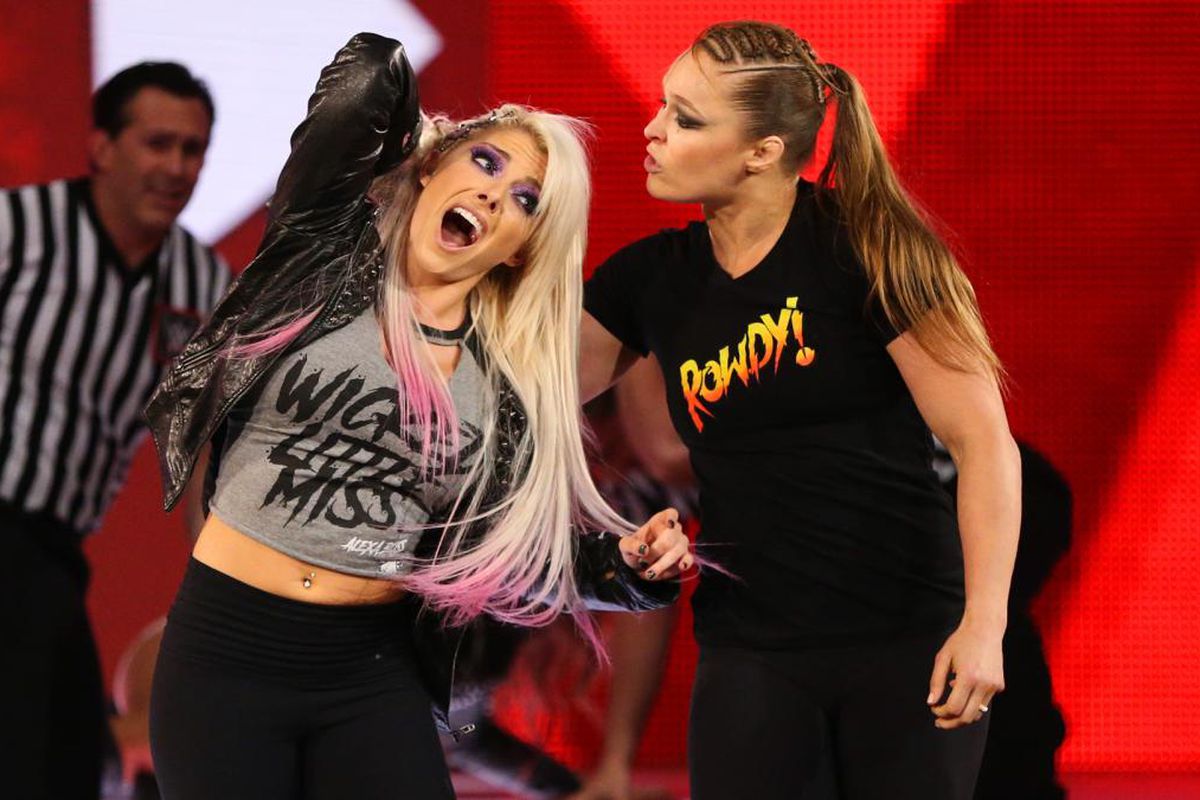 عودة محتملة لأفضل نجوم WWE فى عرض رويال رامبل 2022