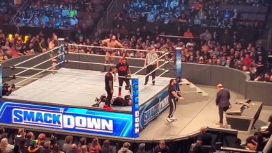 شاهد ما حدث بين رومان رينز وبول هيمان بعد سماك داون الاخير