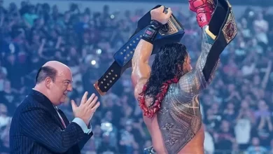 رسالة قوية من رومان رينز للنجم ذا روك