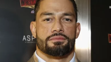تصريحات رومان رينز على مرور عاملين كبطل لـ WWE