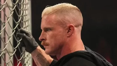 شاهد ما حدث من لوميس مع ذا ميز بعد عرض الرو الاخير