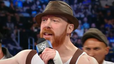 احتفال عدد كبير من نجوم WWE بالنجم شيمس