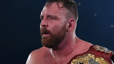 بعد انتهاء عقد دين امبروز مع AEW هل سيعود الى WWE ؟