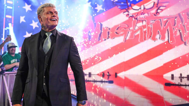 كودى رودس فى مواجهة عنيفة بعرض سماك داون القادم