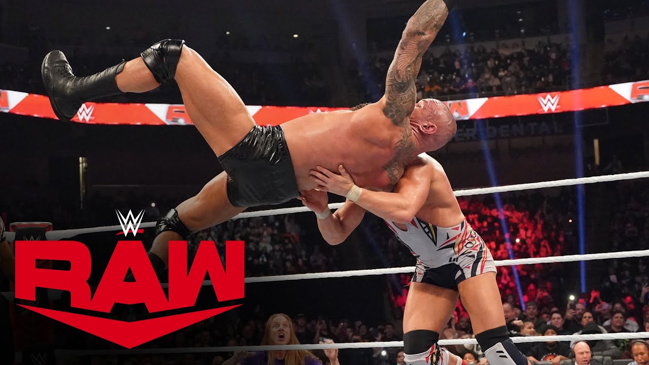 ما هى المواجهة التى تنتظرها جماهير WWE ؟