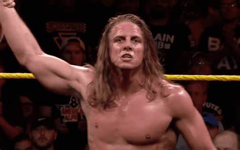مناقشة خاصة عن وضع مات ريدل بعد إنتهاء عقده مع WWE