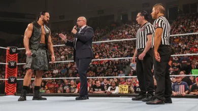 هجوم عنيف من سيث رولينز على دور ماكنتاير فى عرض الرو الأحير