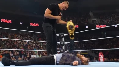 غونتر يقرر الدفاع عن بطولة الوزن الثقيل بعد عرض باد بلود 2024