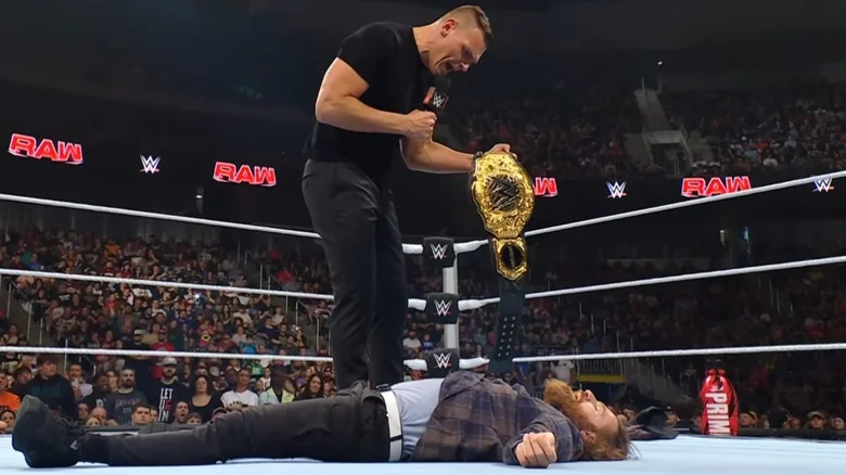 غونتر يقرر الدفاع عن بطولة الوزن الثقيل بعد عرض باد بلود 2024