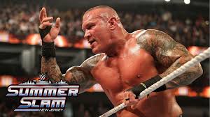 راندي أورتن يقترب من لقب ملك الحلبة ويعلن عن خصمه المفضل في سمر سلام 2025