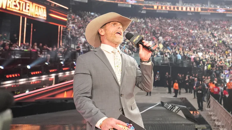 من الظل إلى الشهرة من هذا النجم الغامض القادم من NXT ؟