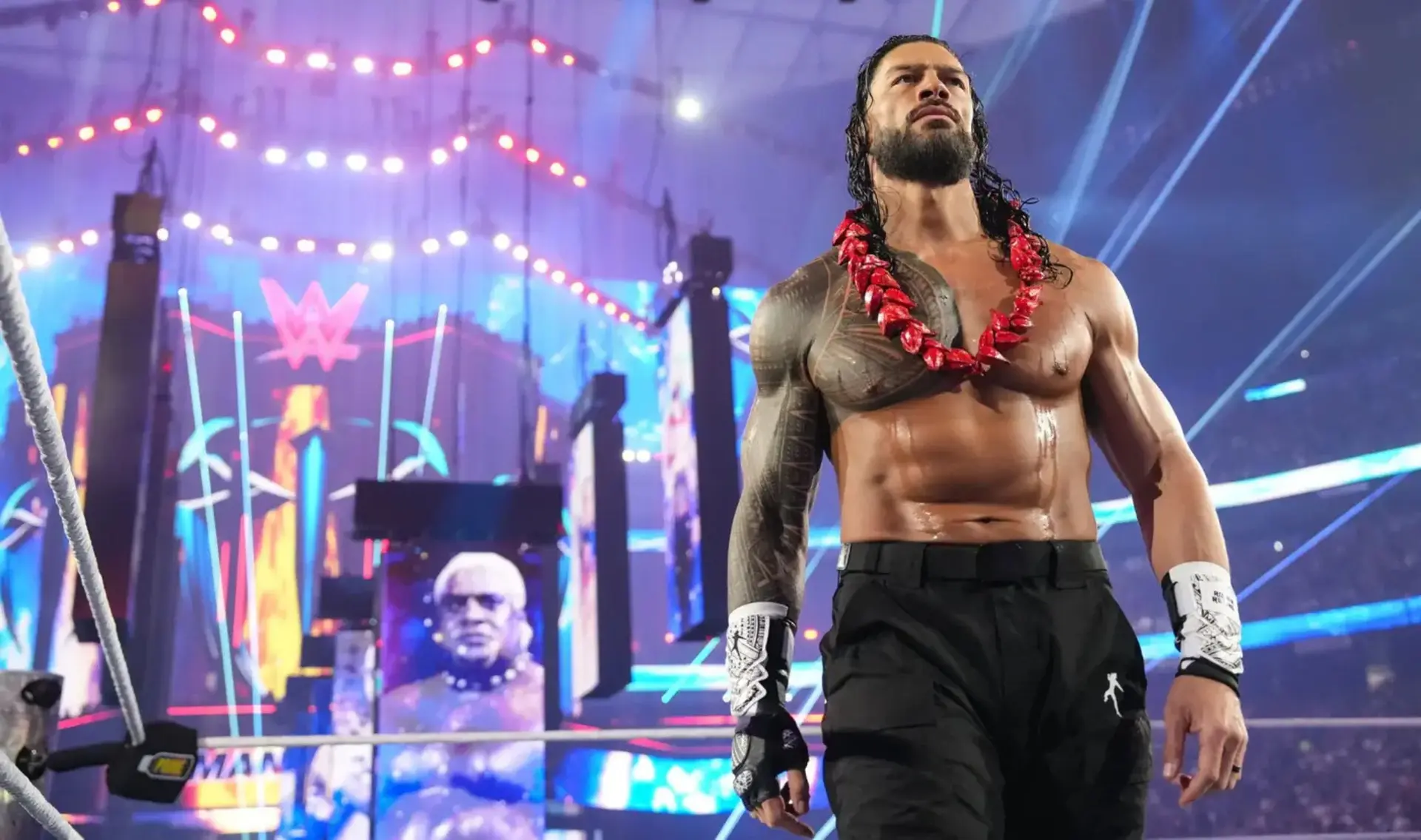 رومان رينز يستعد لعرض الرو القادم وصدام محتمل مع بول هيمان قبل سمر سلام 2025