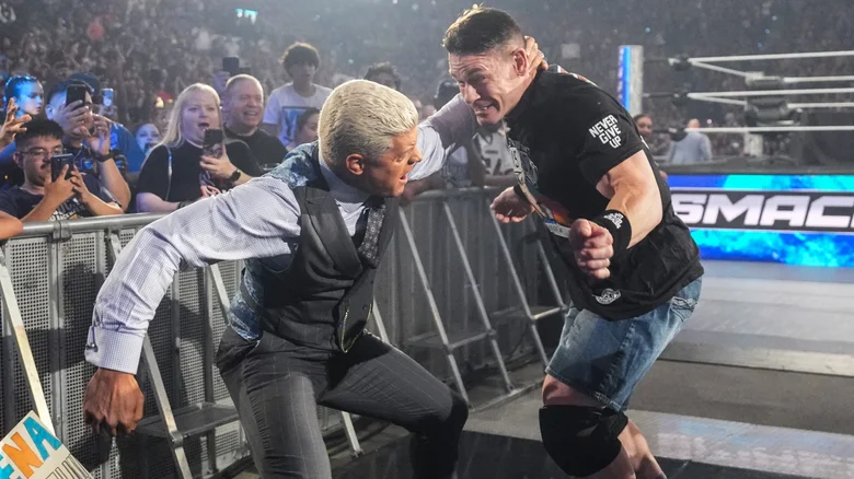 صدام الأبطال يشتعل جون سينا ينسحب وكودي رودز يفرض المواجهة رغما عنه