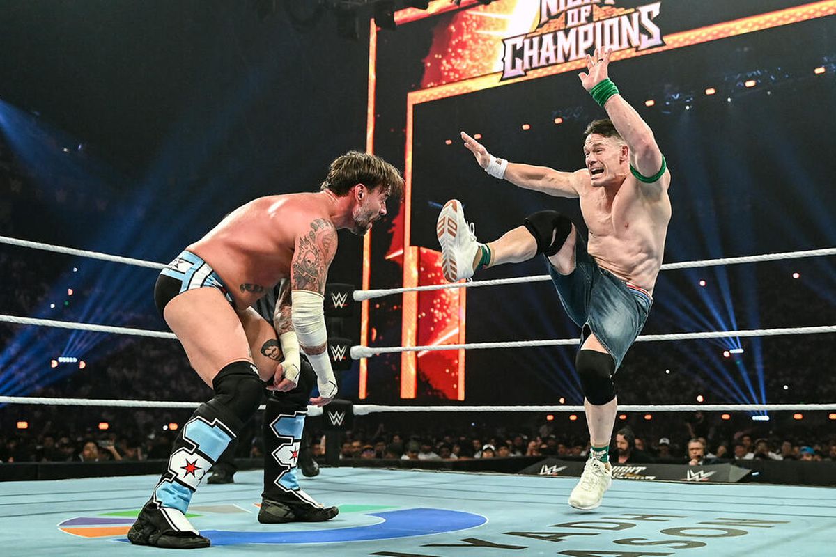 وداع أسطوري بين جون سينا وسى إم بانك فى نايت أوف تشامبيونز 2025