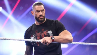 الإعلان عن موعد عودة رومان رينز قبل عرض كلاش إن باريس 2025