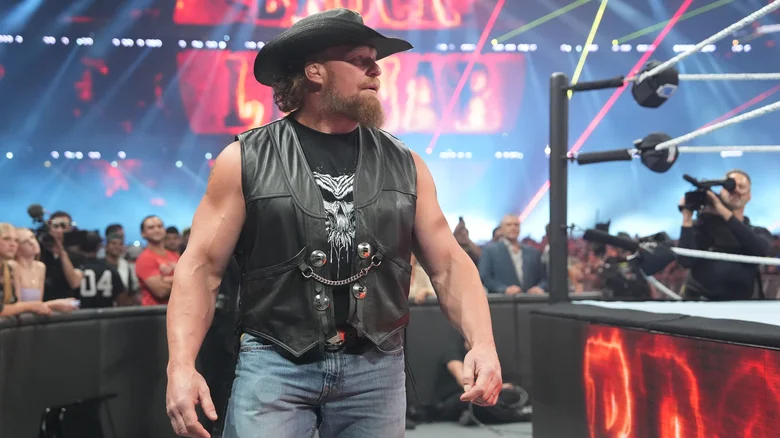 عودة بروك ليسنر المفاجأة فى سمر سلام 2025 تثير جدل كبير فى قضيته الغير أخلاقية