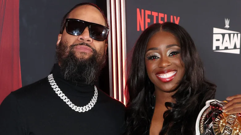 نايومى تعلن رسميا عن غيابها بسبب إنتظار طفلها الأول مع جيمى أوسو