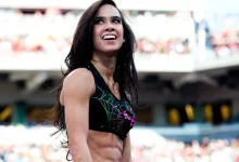 إي جاي لي تفاجئ جماهير WWE بعودتها بعد غياب استمر 10 سنوات