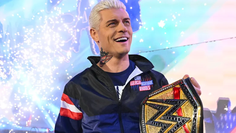 تصريحات تريبل إتش عن العودة المرتقبة لكودى رودس فى عرض ريسلبالوزا 2025