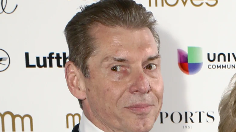 جيم روس يعلق على حادث سيارة فينس مكمان وإمكانية عودته لعالم المصارعة