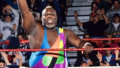 نجوم WWE وAEW وTNA ينعون وفاة الأسطورة روبرت هورن عن عمر 58 عاما