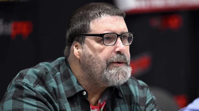 ميك فولي يكشف عن مباراته المفضلة في مسيرته داخل WWE