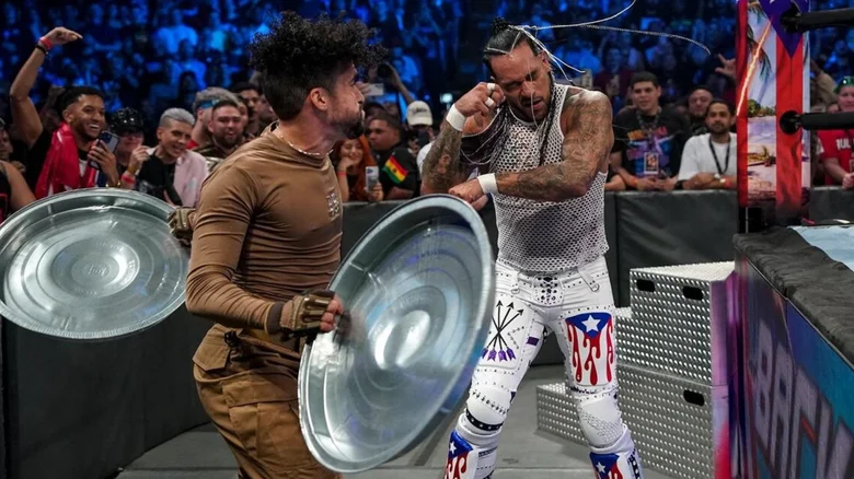 دميان بريست يكشف توتره قبل مواجهة باد باني التاريخية في باكلاش