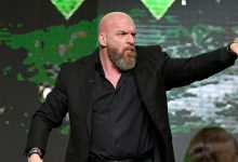 اجتماع طارئ داخل الاتحاد قبل راسلمينيا 42 ماذا يحدث خلف الكواليس ؟