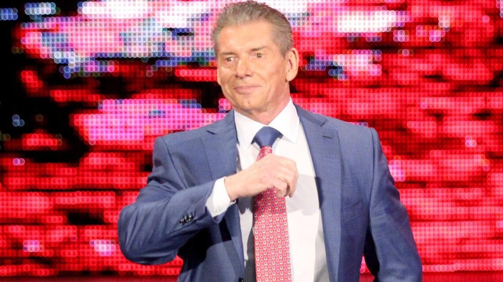 جورج باريوس يكشف سر عودته لمجلس إدارة WWE رغم فضائح فينس مكمان