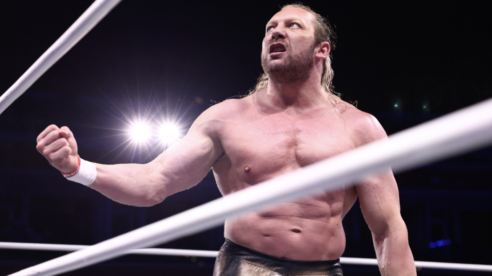 AEW Dynamite Beach Break: أوميغا ينتزع اللقب العالمي، وفليتشر بطل جديد!