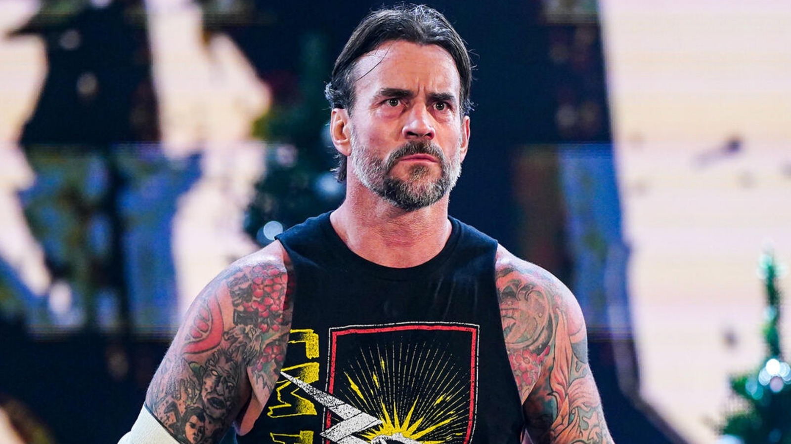أخبار خلف الكواليس: Punk يحدد مساره بعد الفوز بأحراز WWE