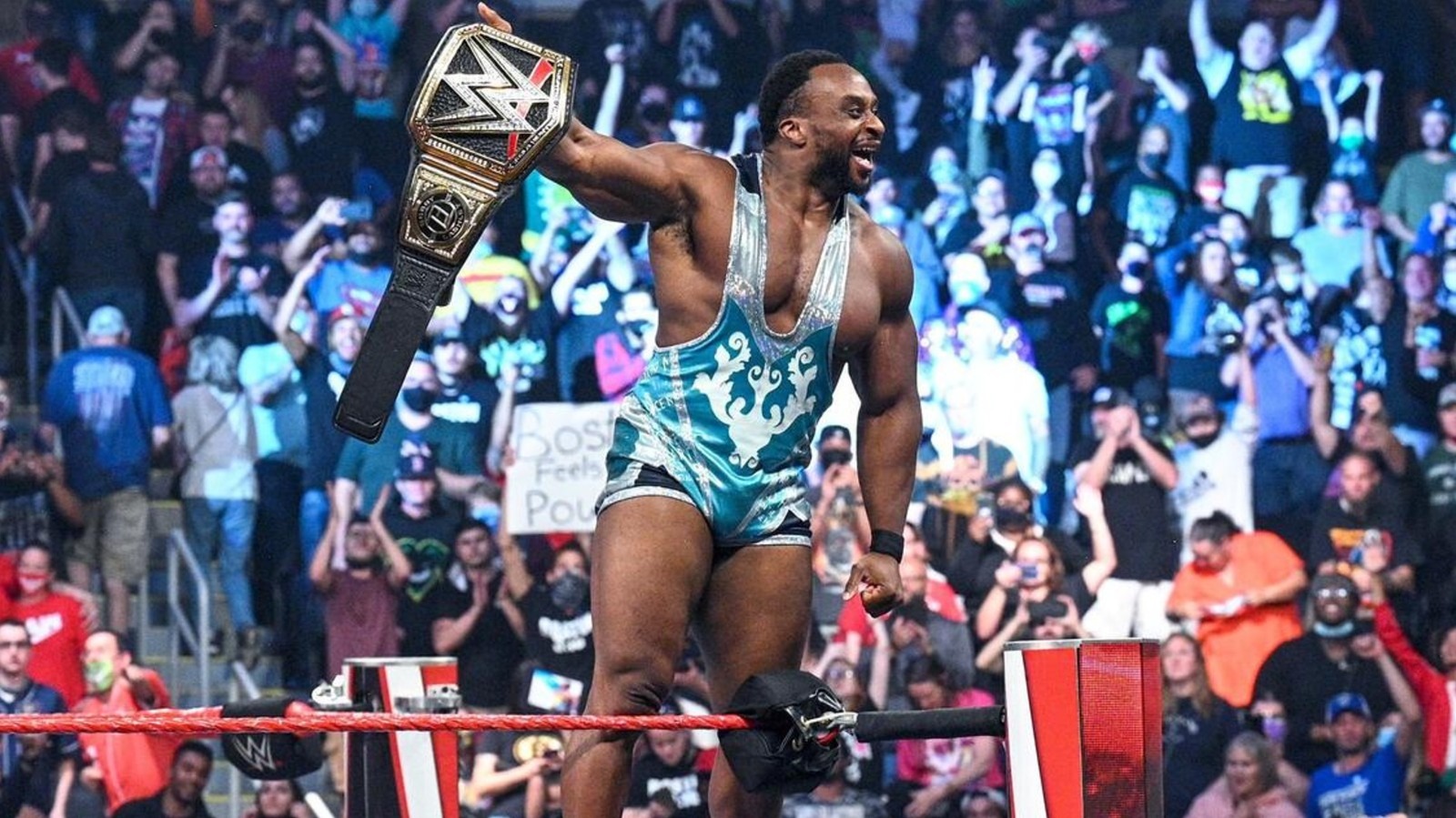 خطط WWE السرية: بيج إي يكشف عن سيناريو استعادة اللقب العالمي الذي لم ير النور!