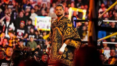نجم WWE السابق سانتوس إسكوبار يكشف عن اسم جديد بعد انتهاء فترة الحظر ما بعد راسلمينيا